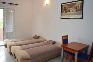 Апартаменты Nena apartman Бар-2